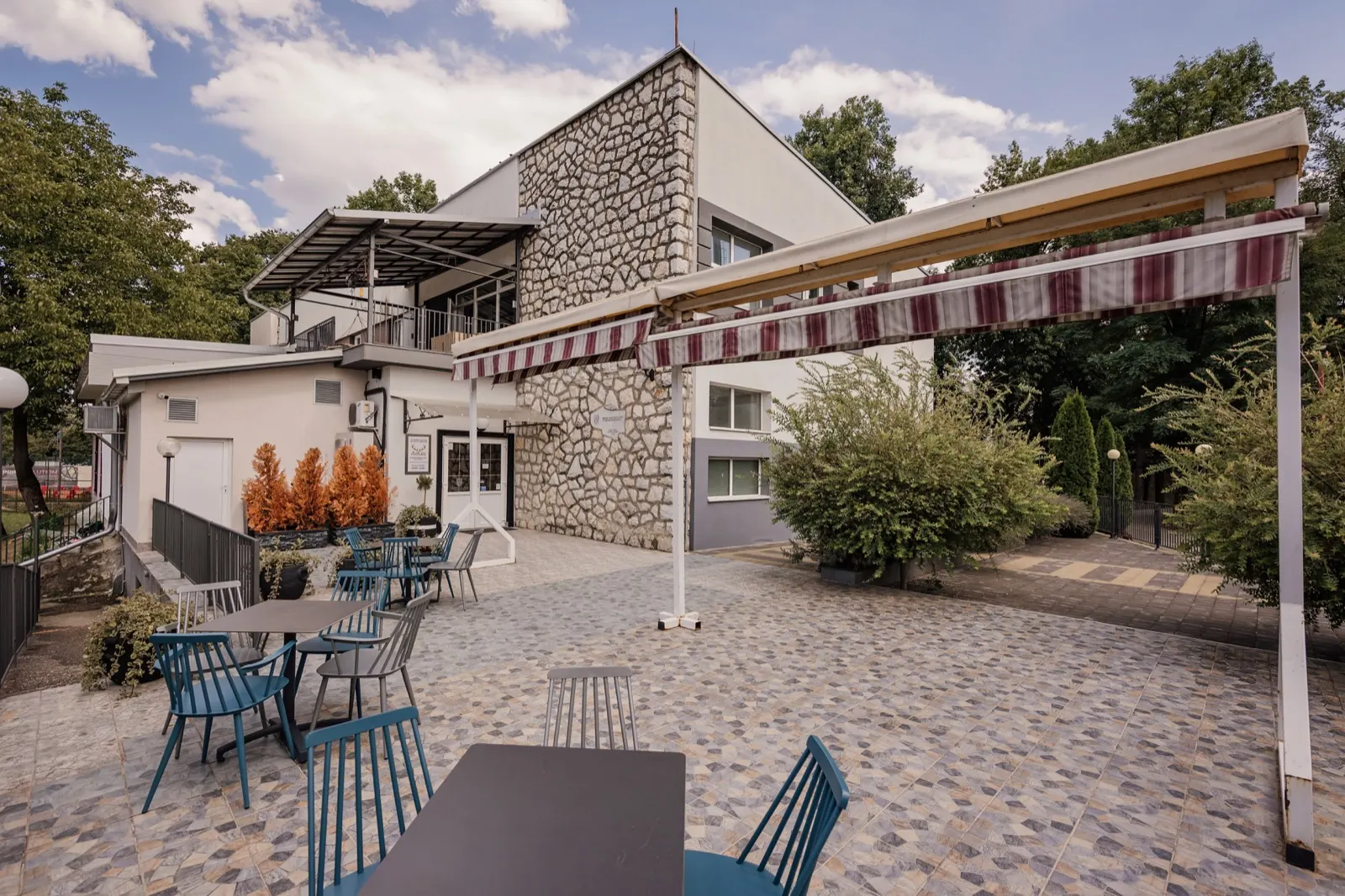 Eksterijer restorana Lovac